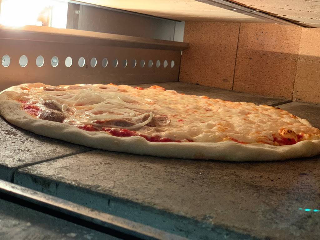 Pellegrino & Sons Pizzeria | restaurant | 65 Dolson Ave, Middletown, NY 10940, USA | 8453436001 OR +1 845-343-6001