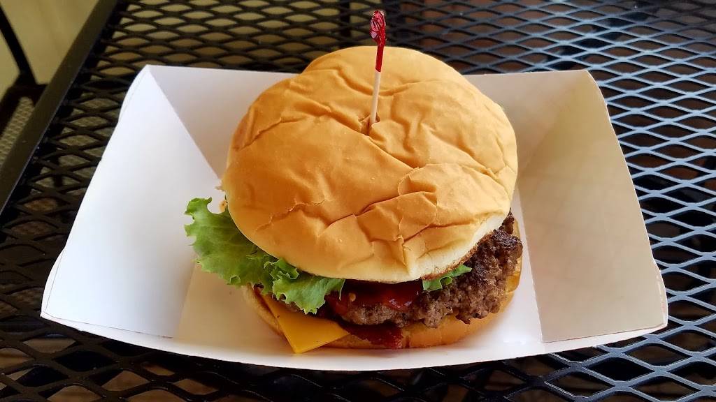 Kin Folks BBQ | restaurant | 118 Howard Ave, Mountain View, AR 72560, USA | 8702699188 OR +1 870-269-9188