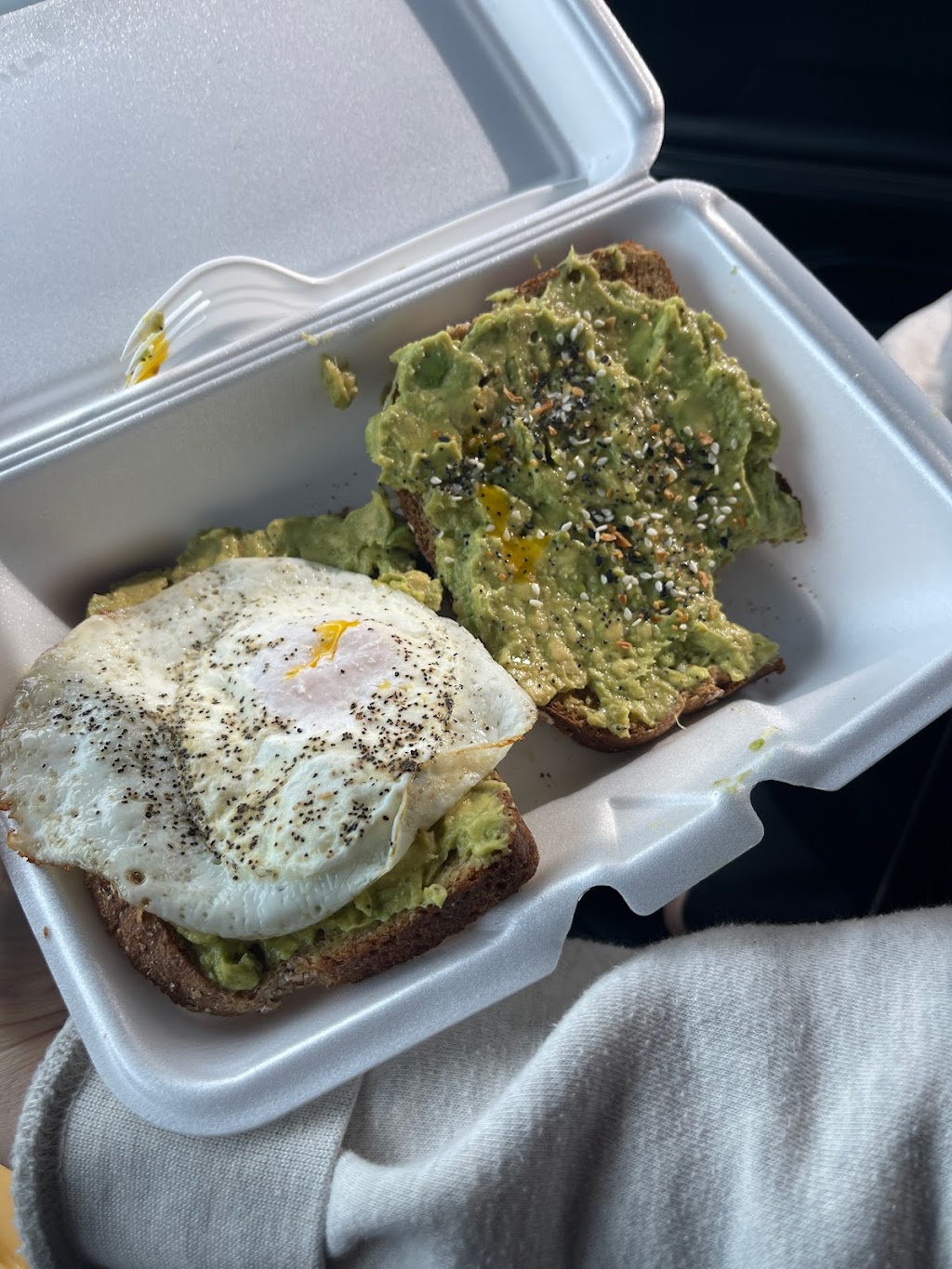 Fresh & Fruity | restaurant | 708 Hillsboro Blvd, Manchester, TN 37355, USA | 9319540822 OR +1 931-954-0822