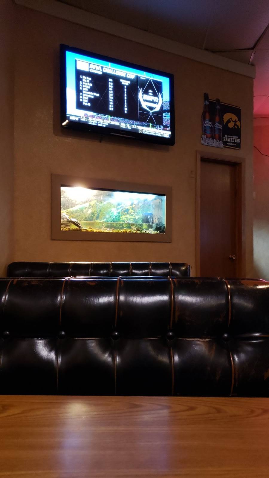 Big Beves Bar & Grill | restaurant | 1004 Main St, Manson, IA 50563, USA | 7124692135 OR +1 712-469-2135