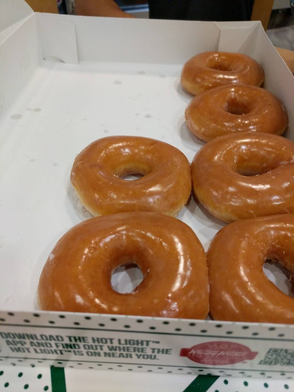 Krispy Kreme | bakery | 1641 Blowing Rock Rd, Boone, NC 28607, USA | 8282646801 OR +1 828-264-6801