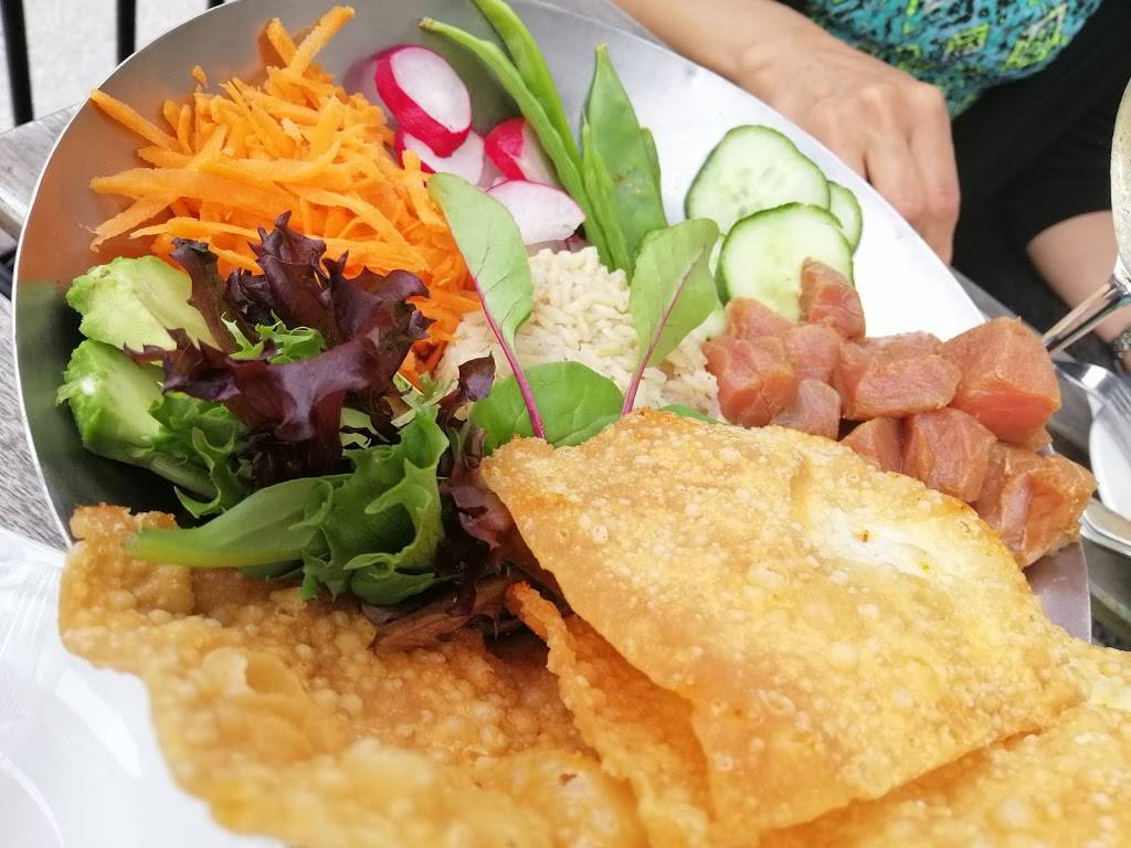 The Mermaid | restaurant | 250 Kerr St, Oakville, ON L6K 3B2, Canada | 9058490870 OR +1 905-849-0870