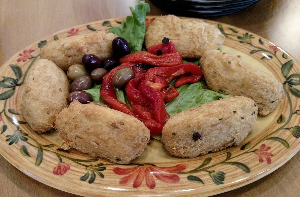 Luso’s Portuguese Grille | restaurant | 10511 SW Village Center Dr, Port St. Lucie, FL 34987, USA | 7723032400 OR +1 772-303-2400