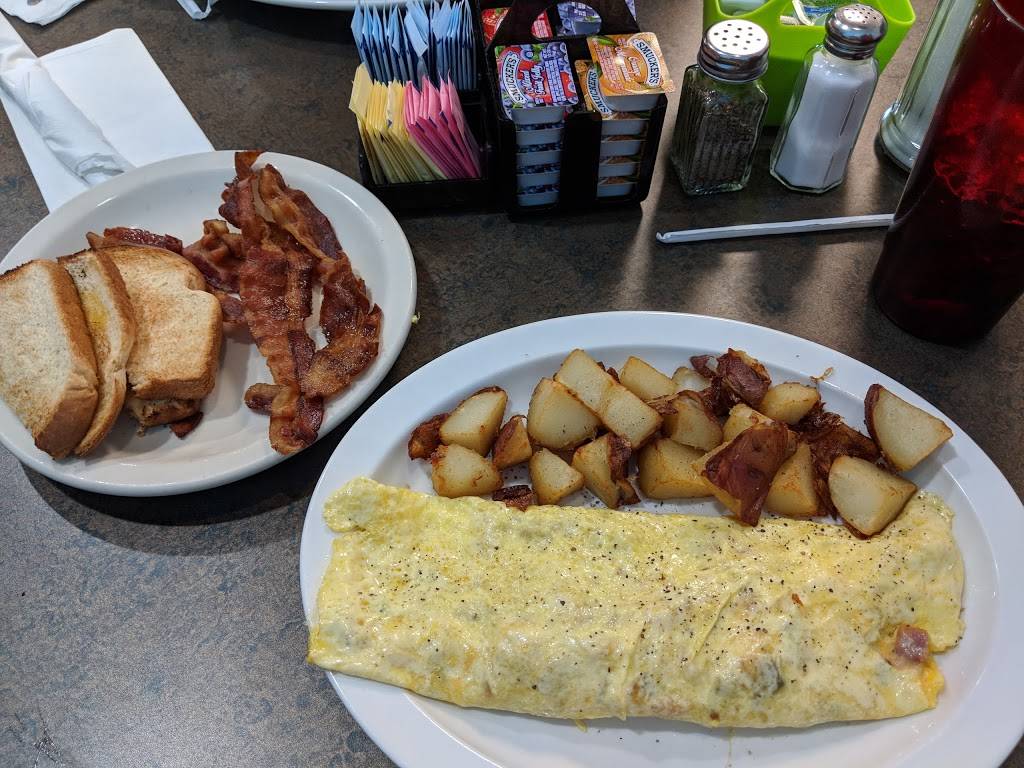 Breakfast Club Winter Garden | restaurant | 13750 W Colonial Dr #130, Winter Garden, FL 34787, USA | 4073479726 OR +1 407-347-9726