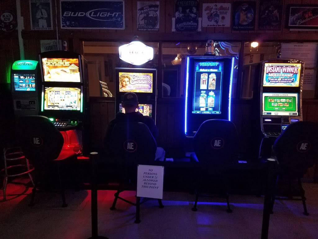 The Other Bar | restaurant | 436 N Main Ave, Milledgeville, IL 61051, USA | 8152255650 OR +1 815-225-5650