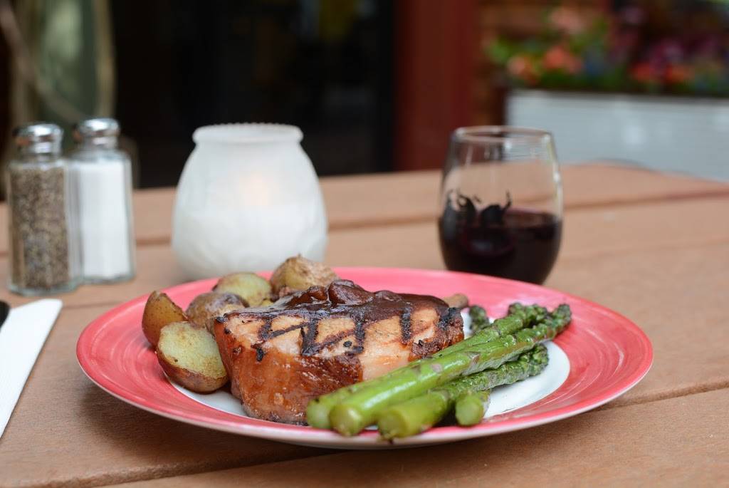 Cherry Public House | Glen Arbor | restaurant | 5109, 6026-B, S Lake St, Glen Arbor, MI 49636, USA | 2312263033 OR +1 231-226-3033