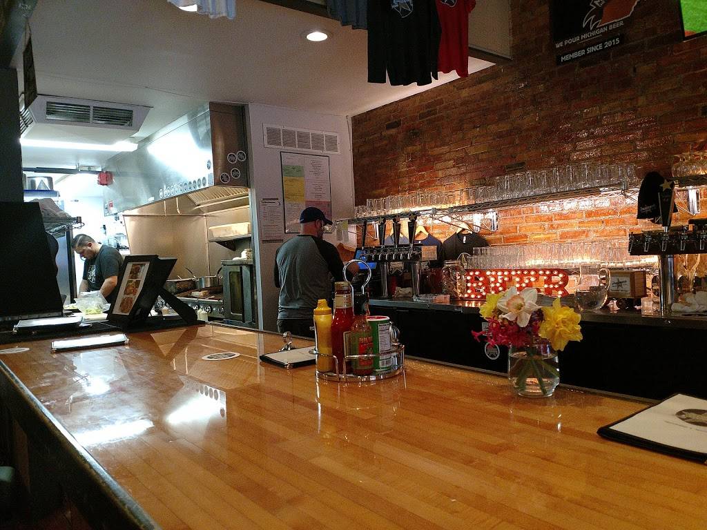 Tecumseh Brewing Company | restaurant | 128 W Chicago Blvd, Tecumseh, MI 49286, USA | 5178151726 OR +1 517-815-1726