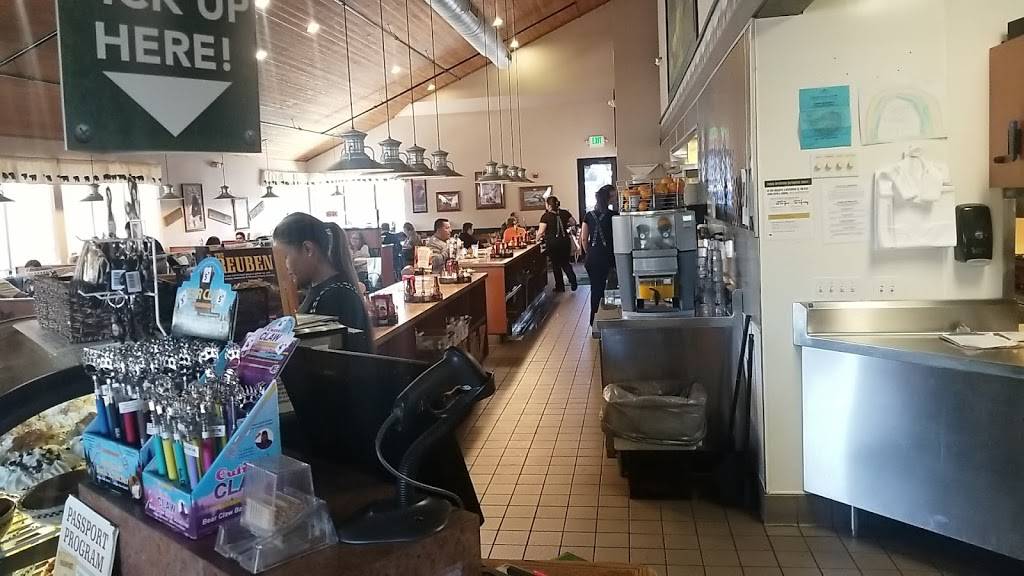 Oakley Black Bear Diner | restaurant | 3201 Main St, Oakley, CA 94561, USA | 9256253555 OR +1 925-625-3555