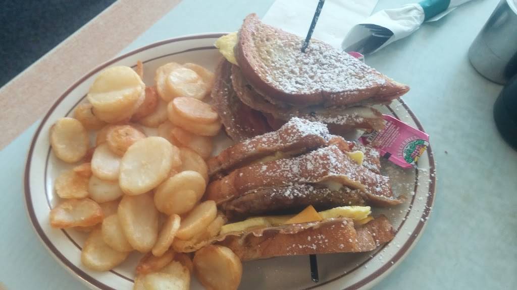 Dixies Home Cookin | restaurant | 15717 Main St E, Sumner, WA 98390, USA | 2538630111 OR +1 253-863-0111