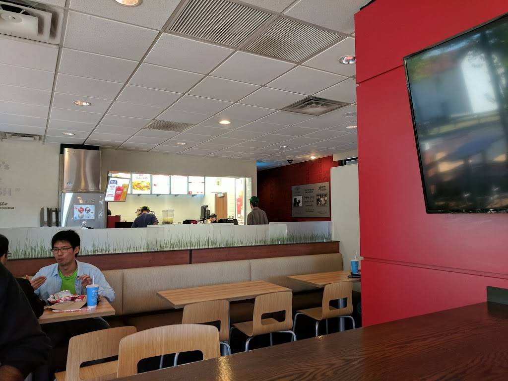 Wendys | restaurant | 701 N Main St, Blacksburg, VA 24060, USA | 5405527139 OR +1 540-552-7139