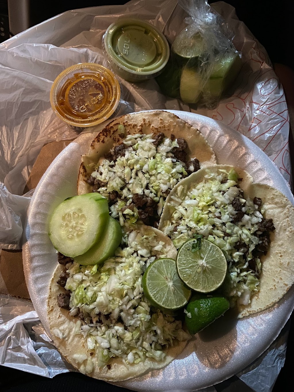 Taqueria lucy | cafe | 2712 W Buckeye Rd, Phoenix, AZ 85009, USA | 4806587079 OR +1 480-658-7079