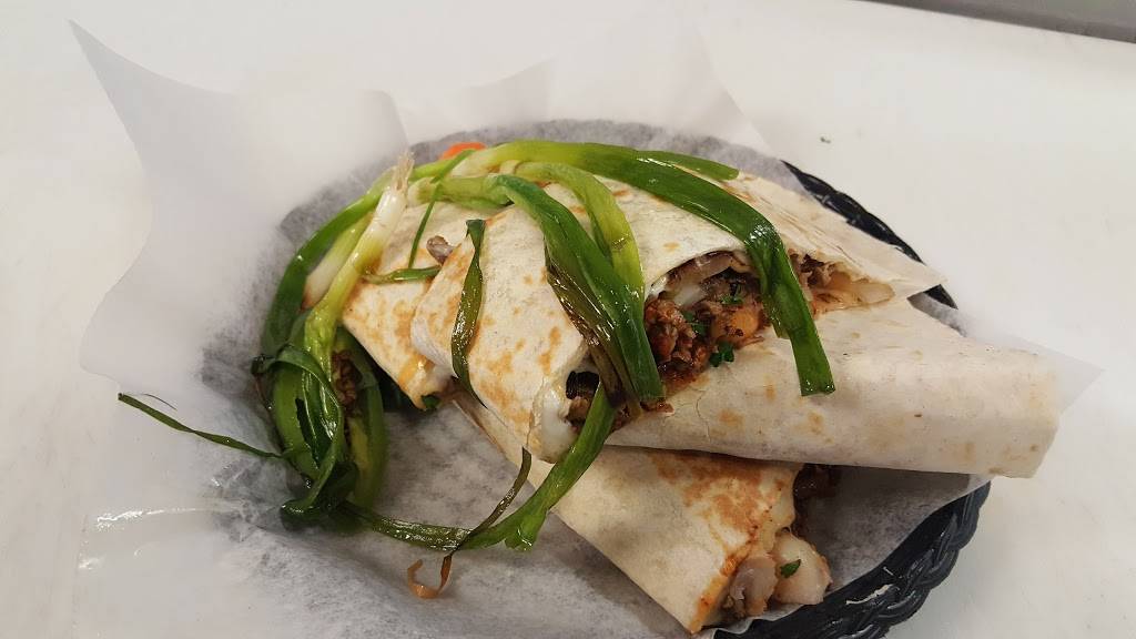 Taqueria Los Gordos | restaurant | 6698 N Winton Way # B, Winton, CA 95388, USA | 2093561310 OR +1 209-356-1310