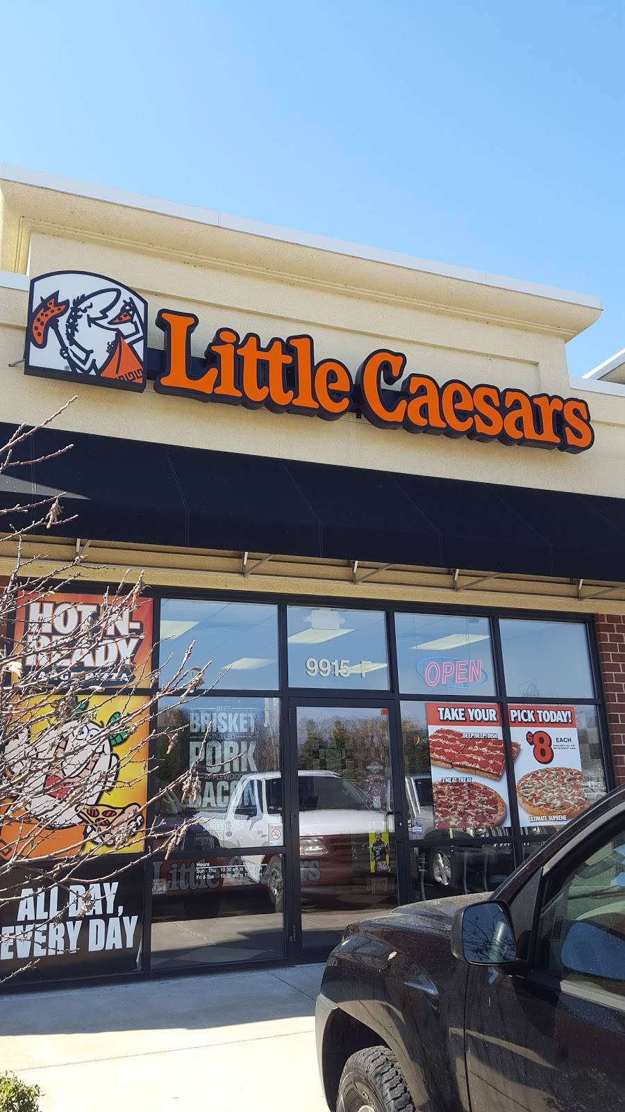 Little Caesars Pizza | meal takeaway | 9915 F, N Knoxville Ave, Peoria, IL 61615, USA | 3092439700 OR +1 309-243-9700