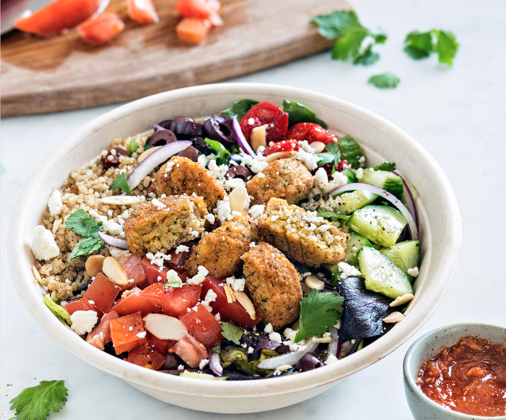 Freshii | restaurant | 222 W Merchandise Mart Plaza Floor 12, Chicago, IL 60654, USA | 3128884900 OR +1 312-888-4900