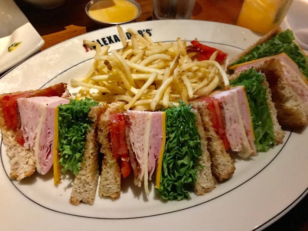 J. Alexanders Restaurant | restaurant | 10296 Bistro Dr, Jacksonville, FL 32246, USA | 9049967147 OR +1 904-996-7147