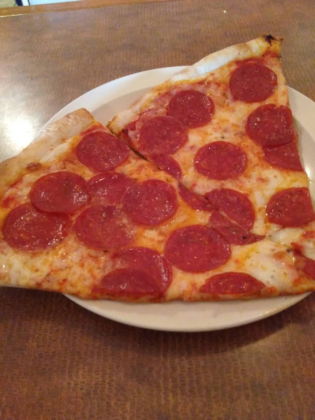 Delizia Pizza Kitchen | restaurant | 308 Wootton St, Boonton, NJ 07005, USA | 9733343511 OR +1 973-334-3511