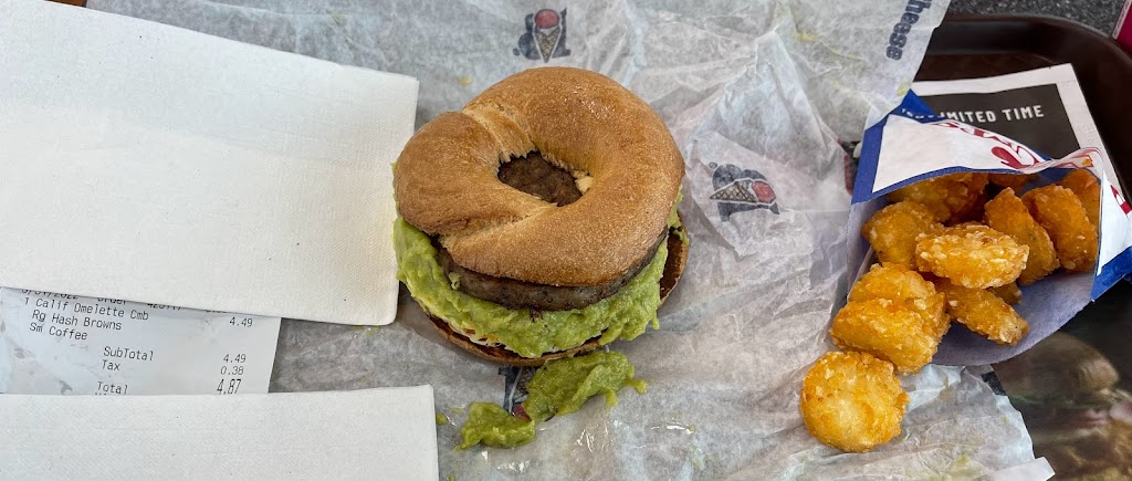 Braums Ice Cream & Burger Restaurant | restaurant | 18671 W Kellogg Dr, Goddard, KS 67052, USA | 3165535508 OR +1 316-553-5508