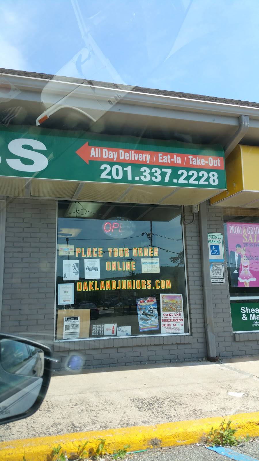 Oakland Chinese | restaurant | 2715, 400 Ramapo Valley Rd, Oakland, NJ 07436, USA | 2013378311 OR +1 201-337-8311