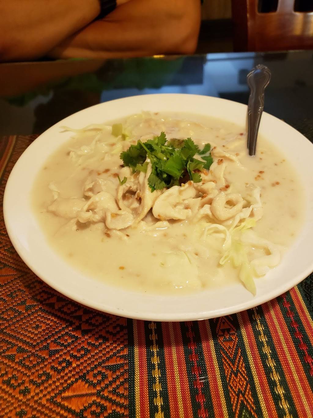 Thai Village | restaurant | 1277 Kaahumanu St #98, Aiea, HI 96701, USA | 8084881288 OR +1 808-488-1288