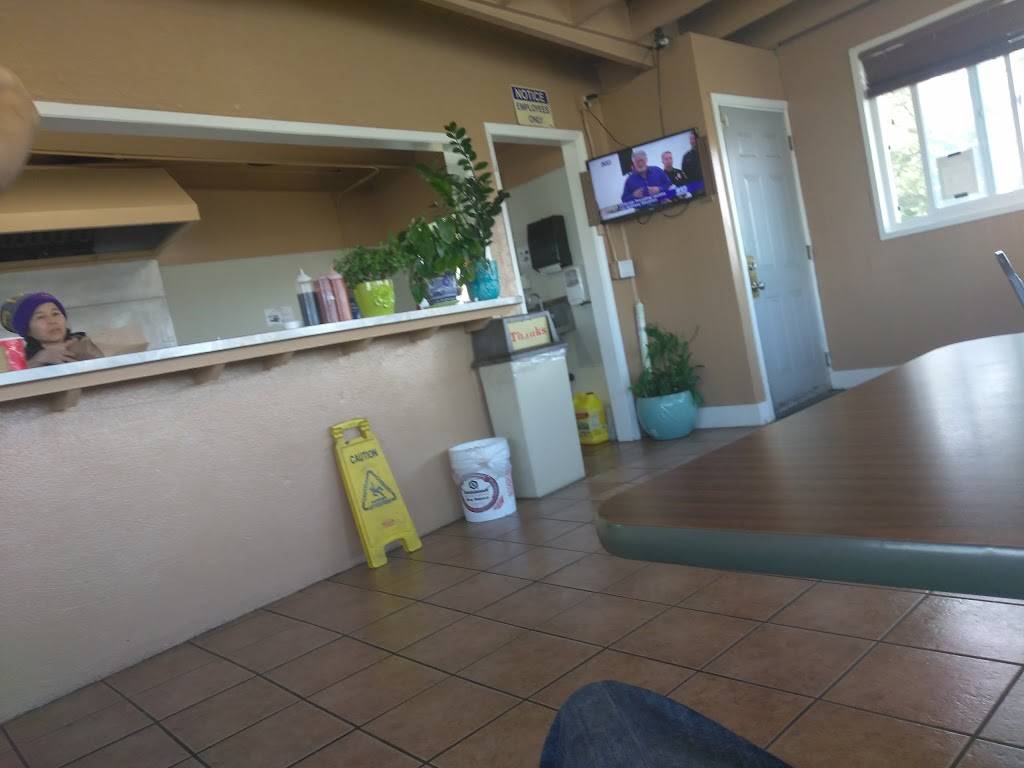 Joes Hot Dogs | restaurant | 602 Port Chicago Hwy, Bay Point, CA 94565, USA | 9254582307 OR +1 925-458-2307