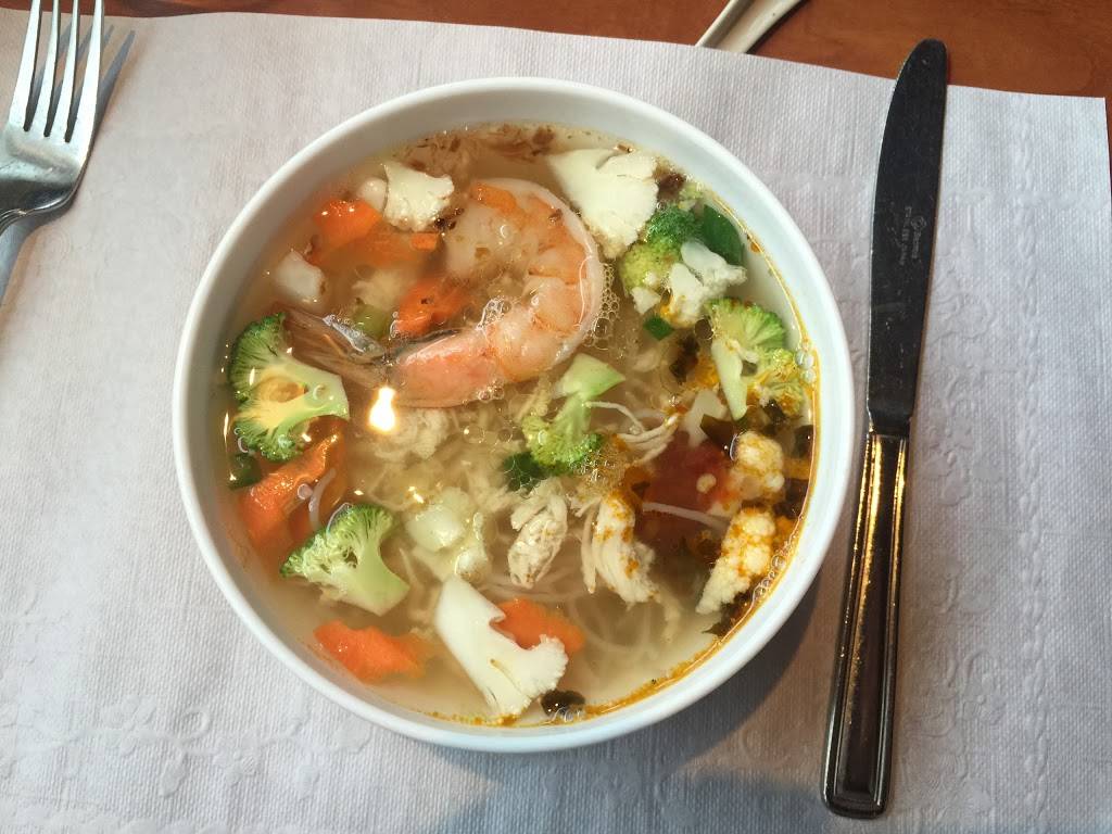 Restaurant An Na | restaurant | 2575 Boulevard Mgr Gauthier, Québec, QC G1J 5C4, Canada | 4186617272 OR +1 418-661-7272