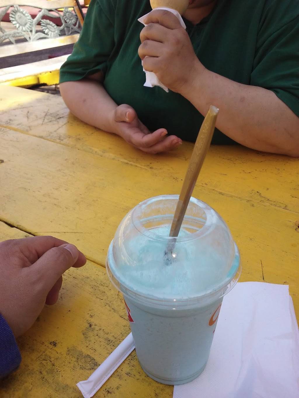 Dairy Queen Brazier | restaurant | 1410 E Washington St, Joliet, IL 60433, USA | 8155531000 OR +1 815-553-1000