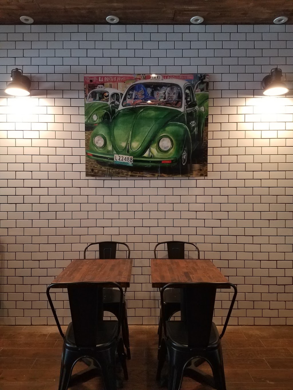 La Victoria Taqueria | restaurant | 66 Leonard St, Belmont, MA 02478, USA | 6174841515 OR +1 617-484-1515