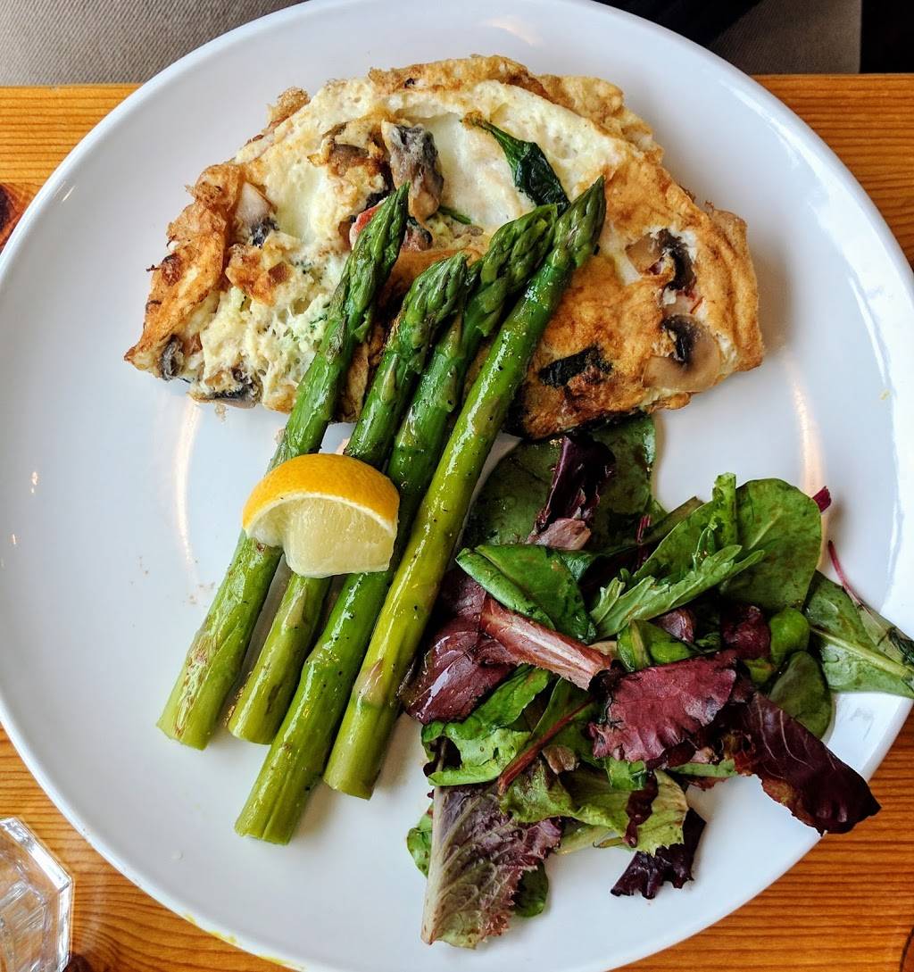 Esencia Urban Kitchen | restaurant | 3351 N Broadway, Chicago, IL 60657, USA | 7734728553 OR +1 773-472-8553