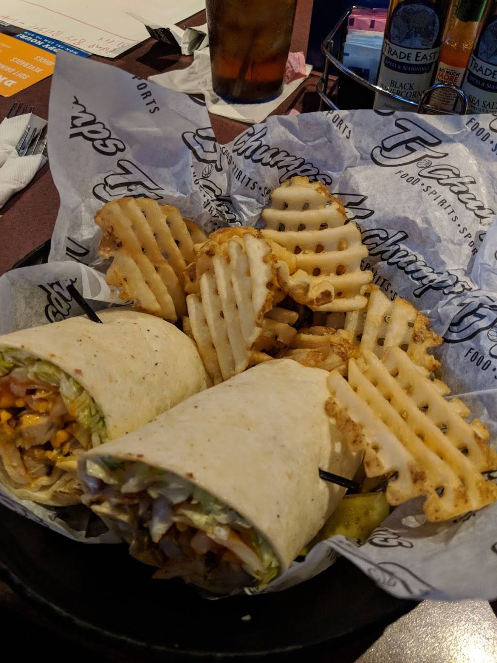 TJ Chumps | restaurant | 12 E Linden Ave, Miamisburg, OH 45342, USA | 9378594000 OR +1 937-859-4000