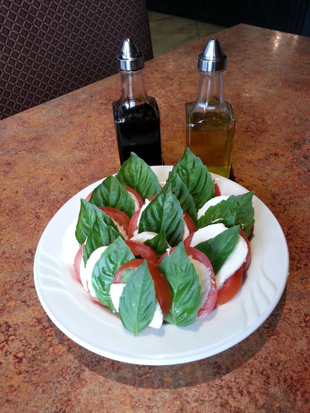 Bravas Pizza & Pasta | night club | 120 Glen Ave #2954, Snohomish, WA 98290, USA | 3608620900 OR +1 360-862-0900