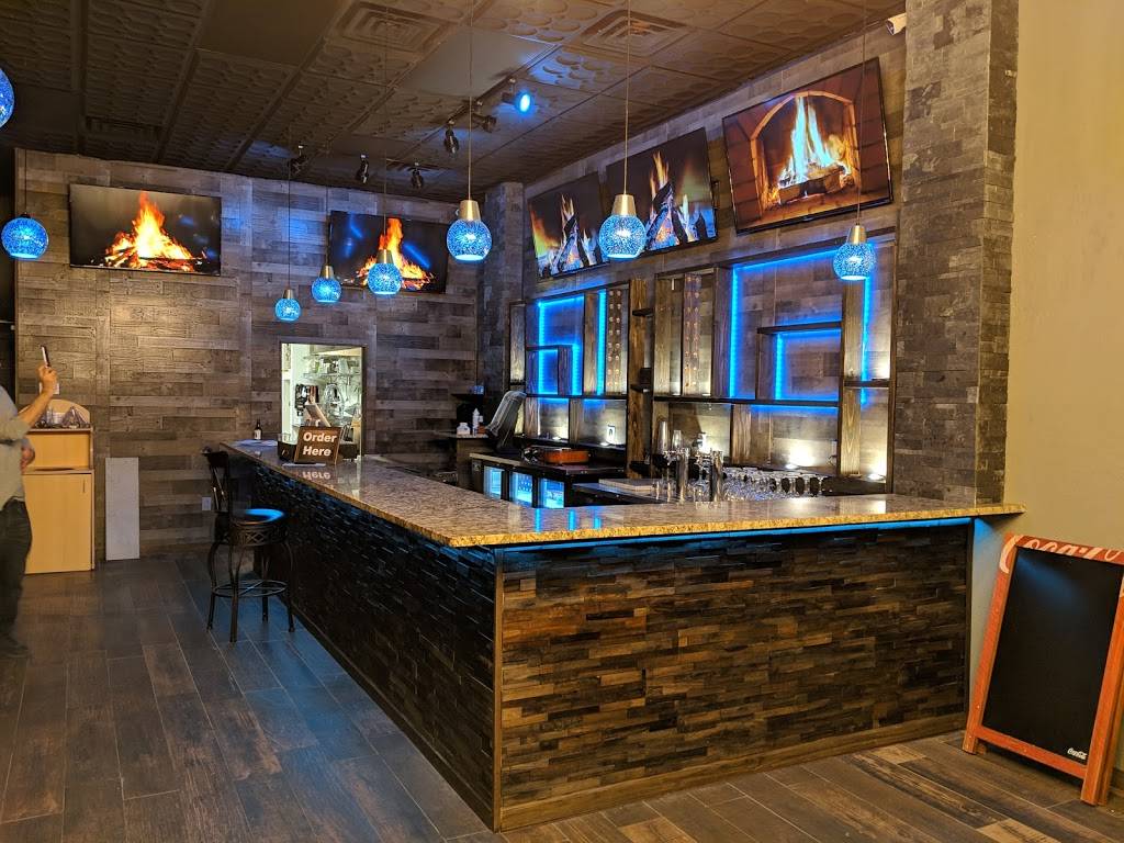 Spirits & Gyros | restaurant | 15581 Manchester Rd, Ballwin, MO 63011, USA | 6362154456 OR +1 636-215-4456