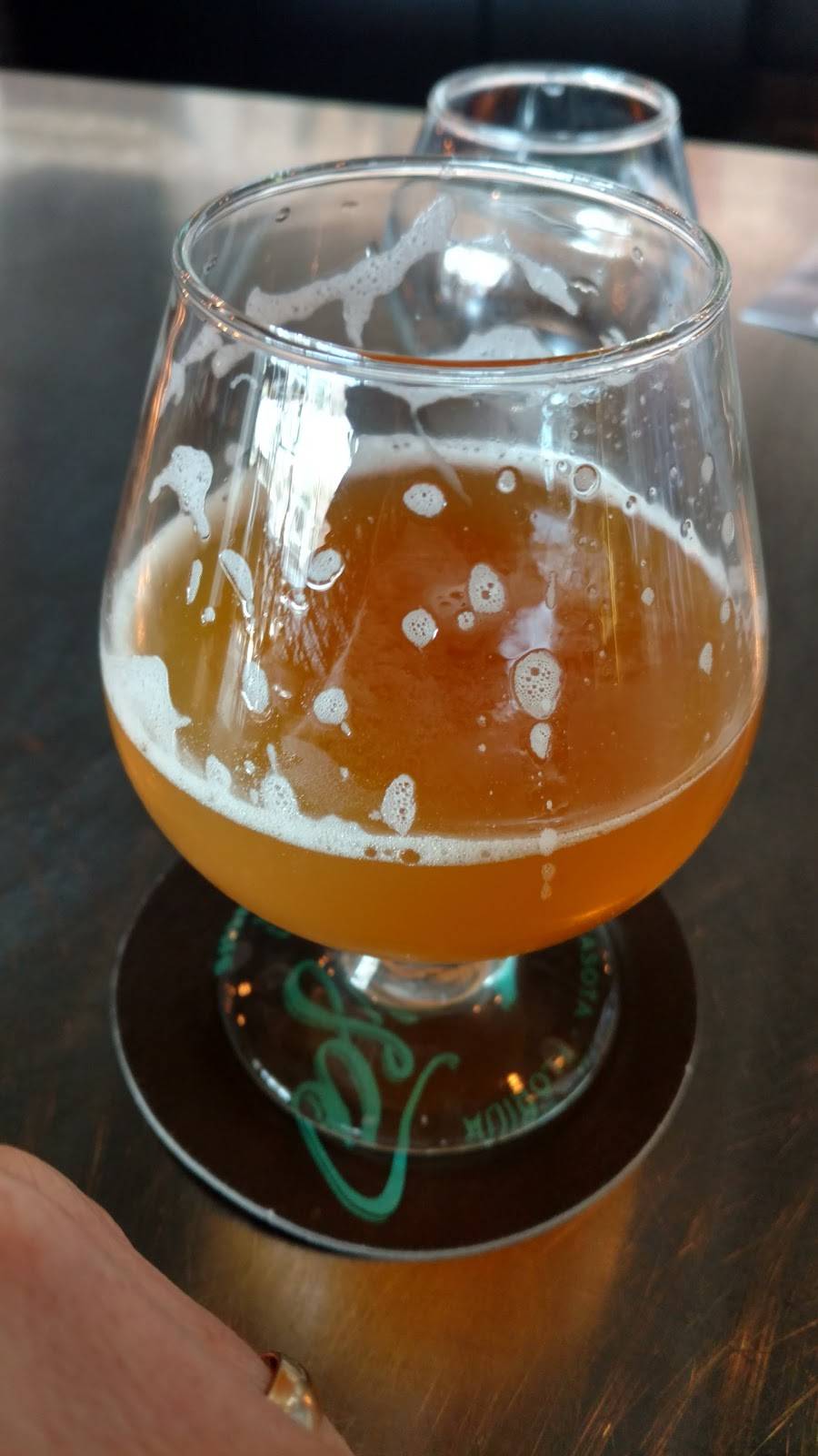 Hawthorne Bottle Shoppe | restaurant | 2927 Central Ave, St. Petersburg, FL 33713, USA | 7278002810 OR +1 727-800-2810