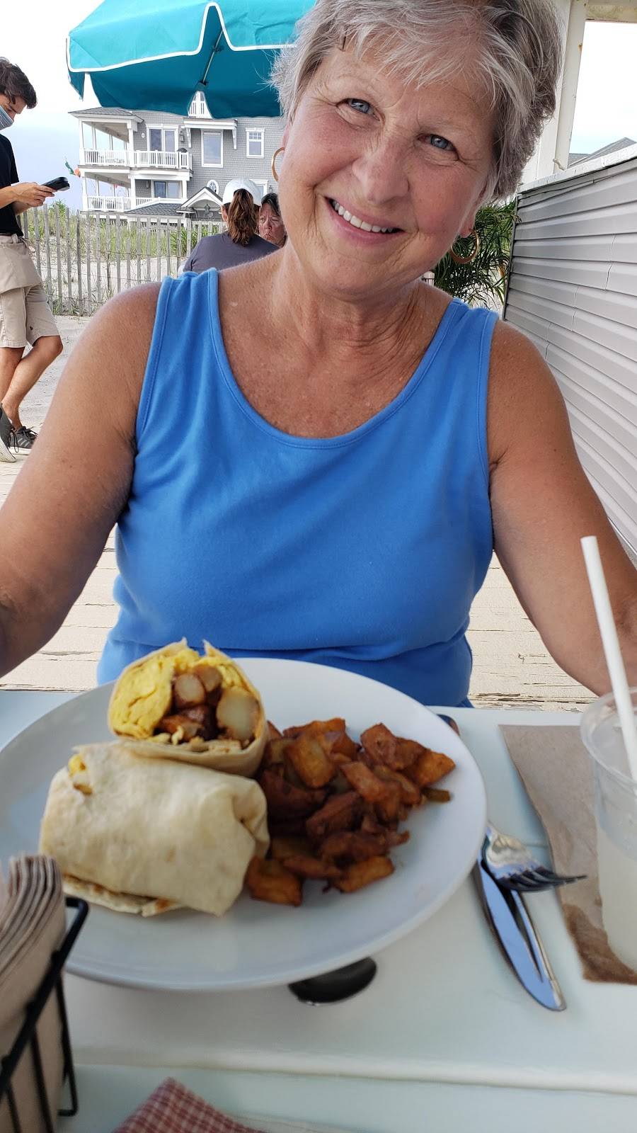 Sand House Kitchen | restaurant | 9 Beach Rd, Ocean City, NJ 08226, USA | 6099389070 OR +1 609-938-9070