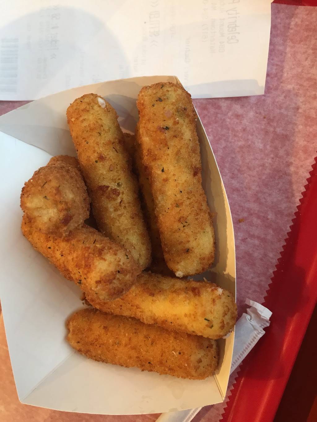 Celebrity Pizza | restaurant | 684 Mt Auburn St, Watertown, MA 02472, USA | 6179240009 OR +1 617-924-0009