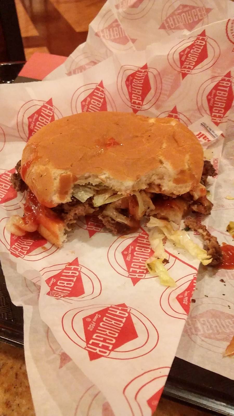 Fatburger | restaurant | 777 W Lake Mead Pkwy, Henderson, NV 89015, USA | 7025585085 OR +1 702-558-5085