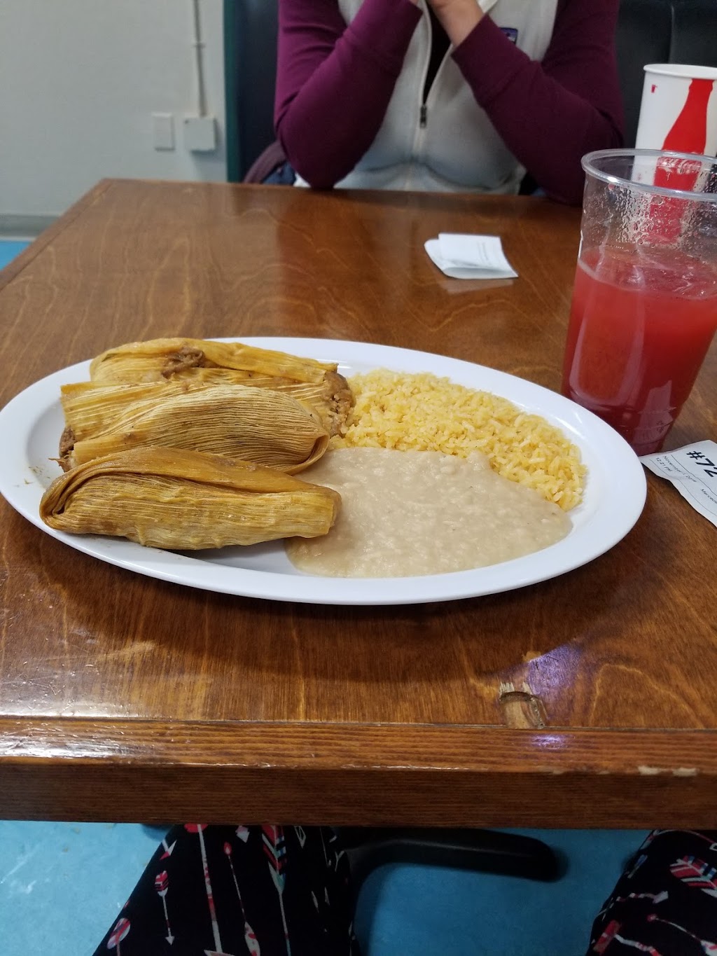 Mercedes & Family | restaurant | 2201 W Lincoln Ave, Yakima, WA 98902, USA | 5099659193 OR +1 509-965-9193