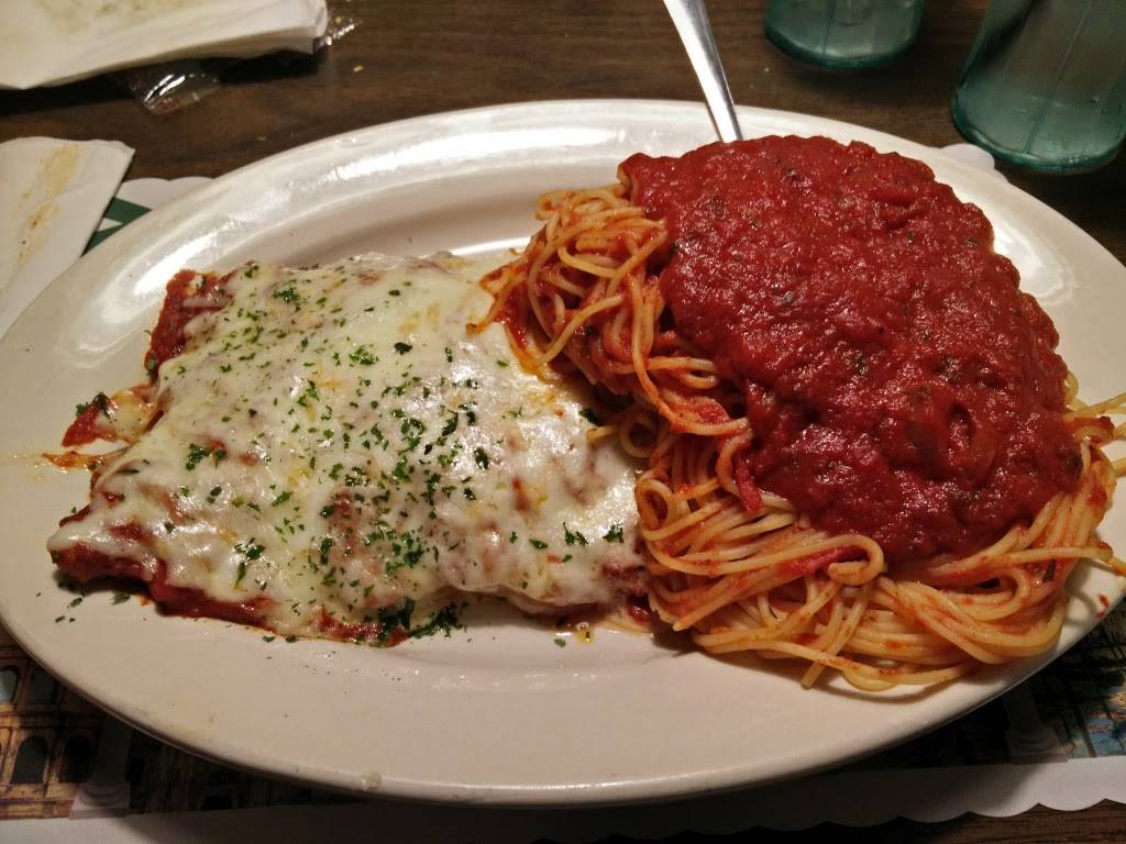 Julianos Restaurant & Catering | restaurant | 5476 Steubenville Pike, McKees Rocks, PA 15136, United States | 4127872959 OR +1 412-787-2959