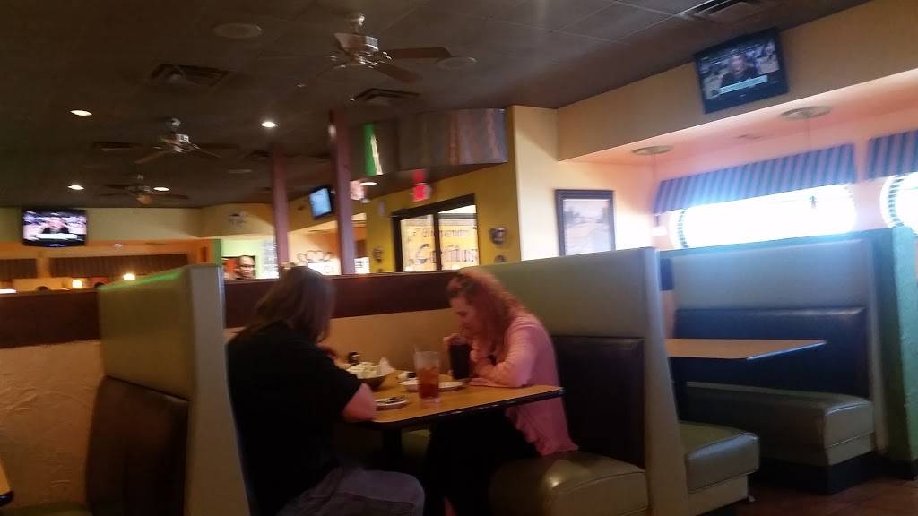 Carlitos Cafe | restaurant | 622 NW 32nd St, Newcastle, OK 73065, USA | 4053873500 OR +1 405-387-3500