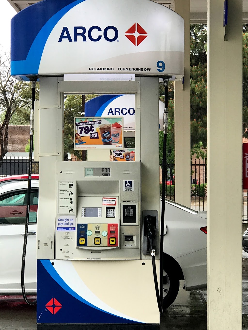 ampm | cafe | 2838 J St, Sacramento, CA 95816, USA | 9164429256 OR +1 916-442-9256