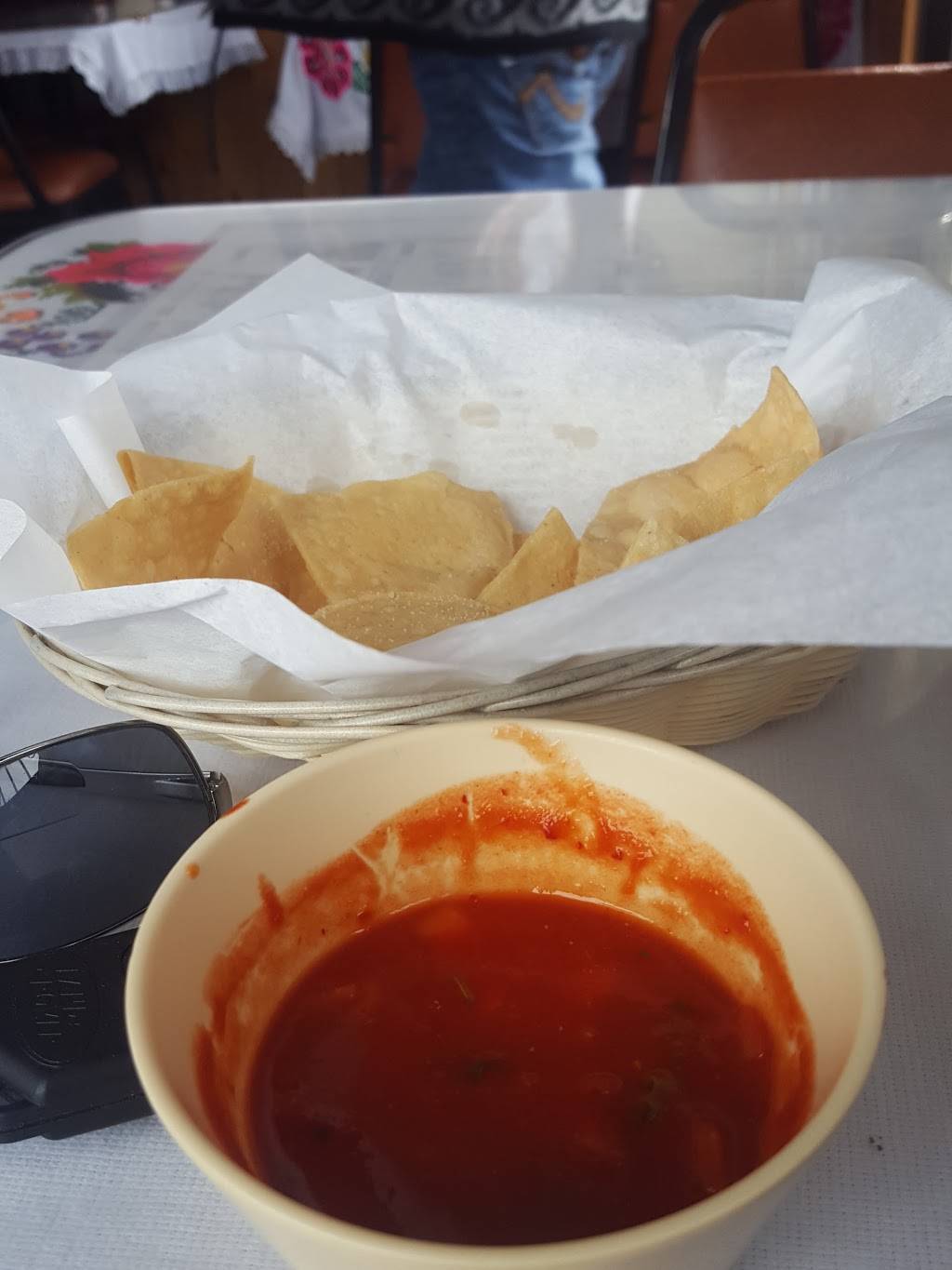 La Paws Restaurant | restaurant | 1128 W Big Bear Blvd, Big Bear, CA 92314, USA | 9095859115 OR +1 909-585-9115