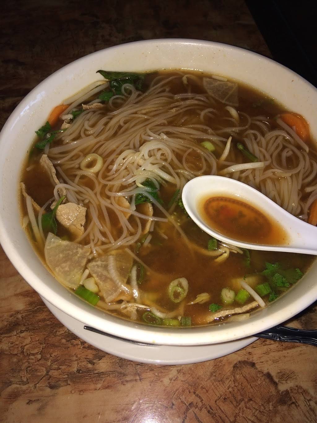 Family Pho Vietnamese Noodle House | restaurant | 13325 N MacArthur Blvd, Oklahoma City, OK 73142, USA | 4054700648 OR +1 405-470-0648