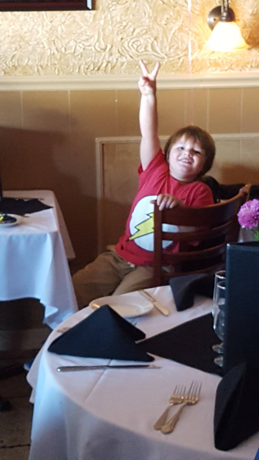 Alfredos Restaurant | restaurant | 189 S Main St, New City, NY 10956, USA | 8456343300 OR +1 845-634-3300