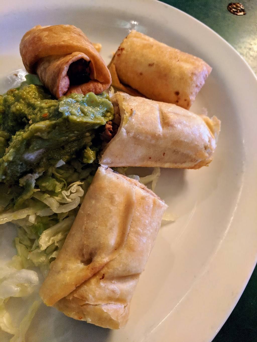 Celias | restaurant | 3740 El Camino Real, Palo Alto, CA 94306, USA | 6508430643 OR +1 650-843-0643