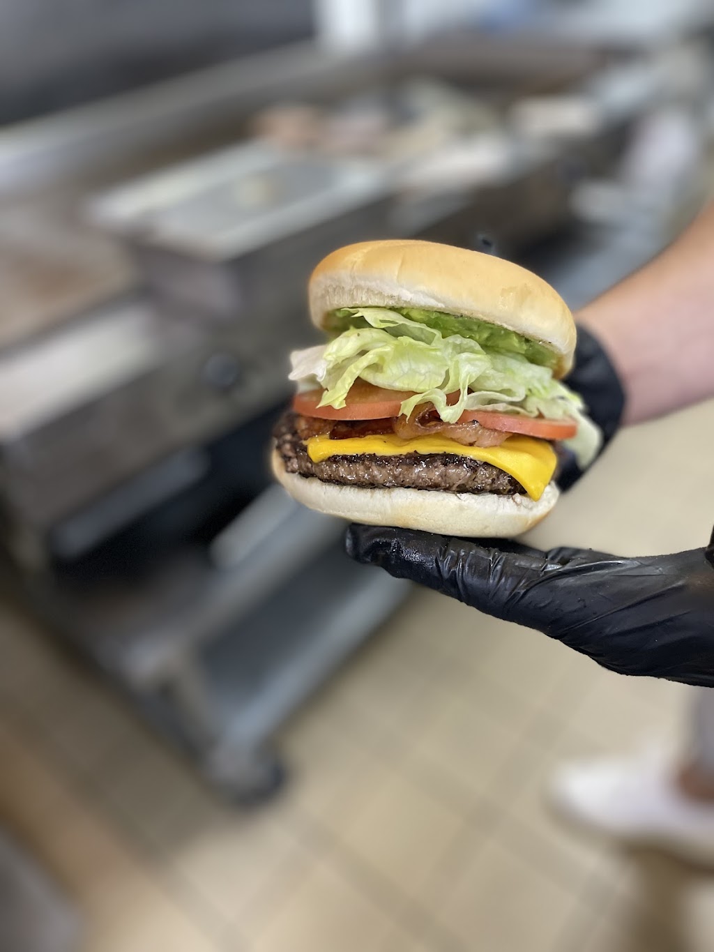 Shhmatty’s “Burgers & Dogs” (Inside the Chevron) | restaurant | 1103 Martin Luther King Jr Way, Merced, CA 95341, USA | 2099300009 OR +1 209-930-0009