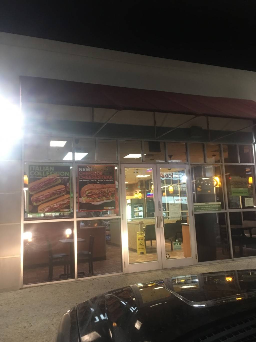 Subway | restaurant | 5545 Northwest Loop 410 #118, San Antonio, TX 78238, USA | 2106847877 OR +1 210-684-7877