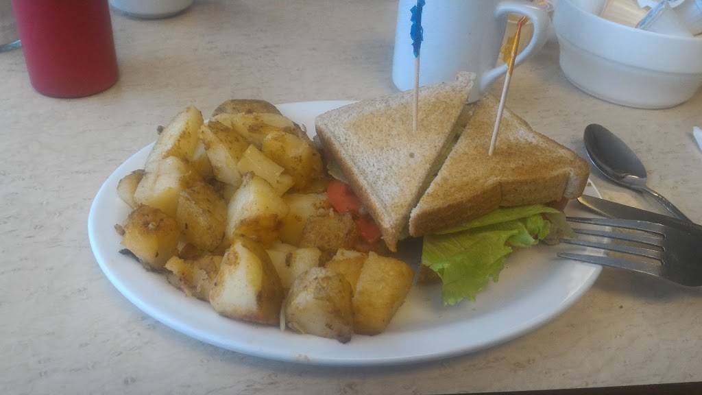 Renees Diner | restaurant | 5189 Baseline Rd, Sutton, ON L0E 1R0, Canada | 9057229126 OR +1 905-722-9126