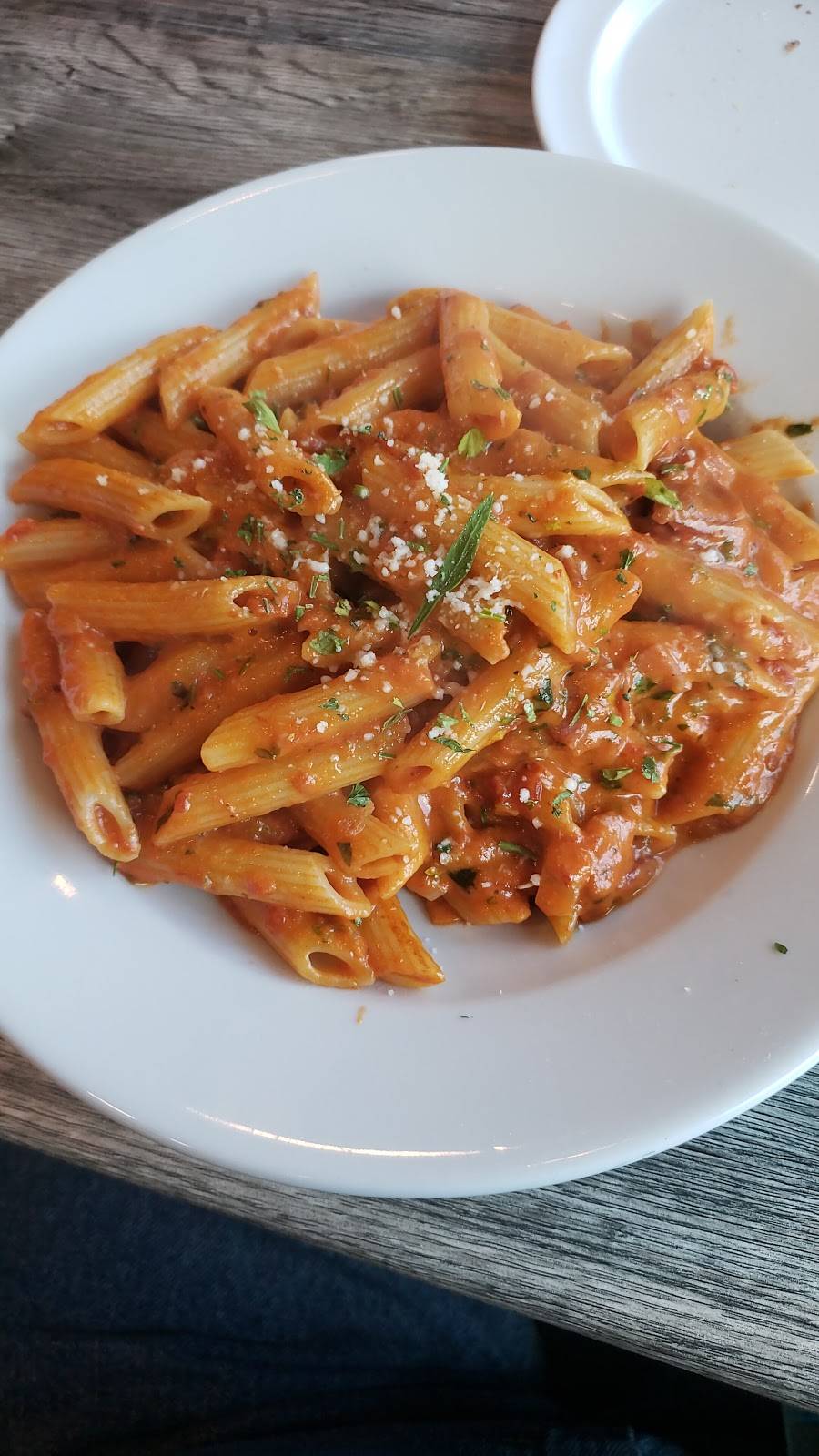 Angelos Pizzeria | restaurant | 3325 S University Dr, Davie, FL 33328, USA | 9549472200 OR +1 954-947-2200