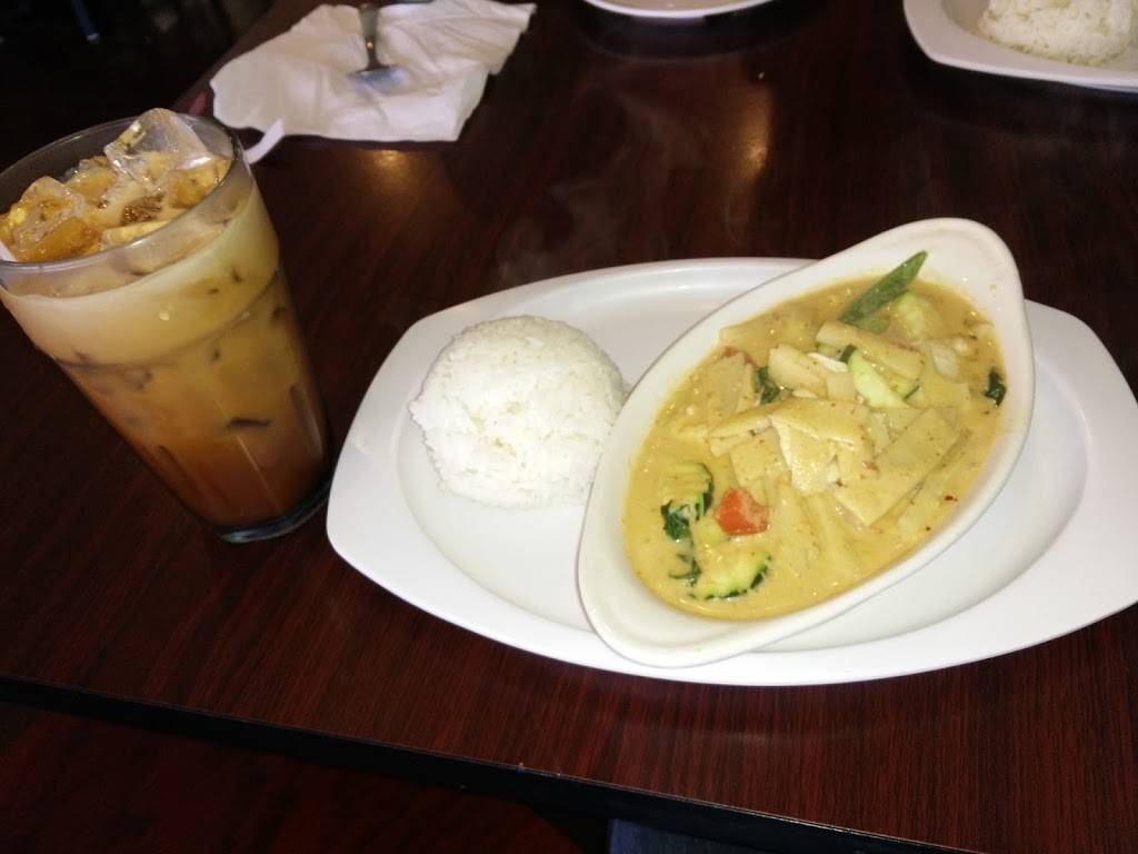 Thai Wok In | restaurant | 15917 TX-105, Montgomery, TX 77356, USA | 9365883411 OR +1 936-588-3411