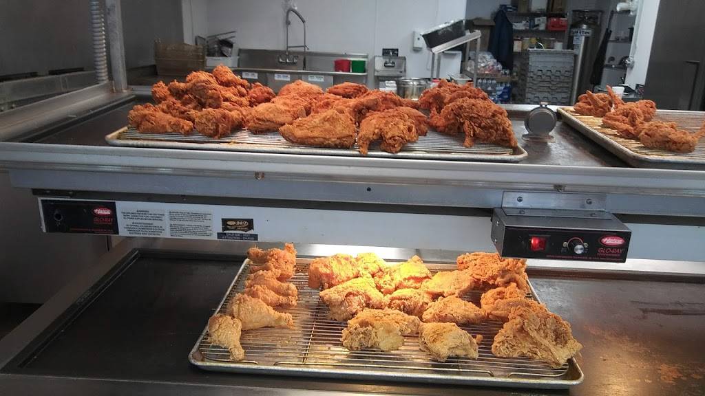 Captain Fried Chicken ( Grand Trip) | restaurant | 7500 S Westmoreland Rd, Dallas, TX 75237, USA | 4692915331 OR +1 469-291-5331