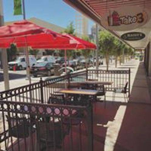 Take 3 Burgers | restaurant | 1230 Fulton St, Fresno, CA 93721, USA | 5599992754 OR +1 559-999-2754